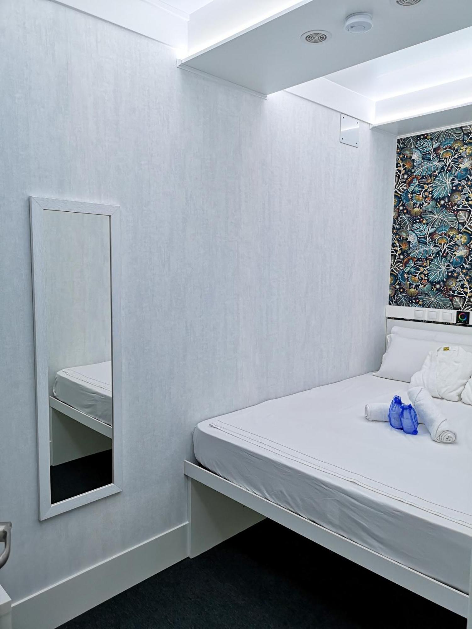 Modular Rooms Madrid Exterior photo